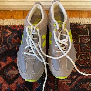 New Balance Sneakers